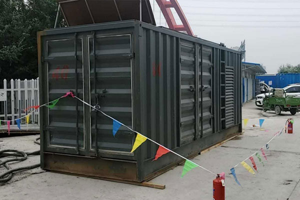 潜江发电机租赁空气滤清器多久更换一次?
